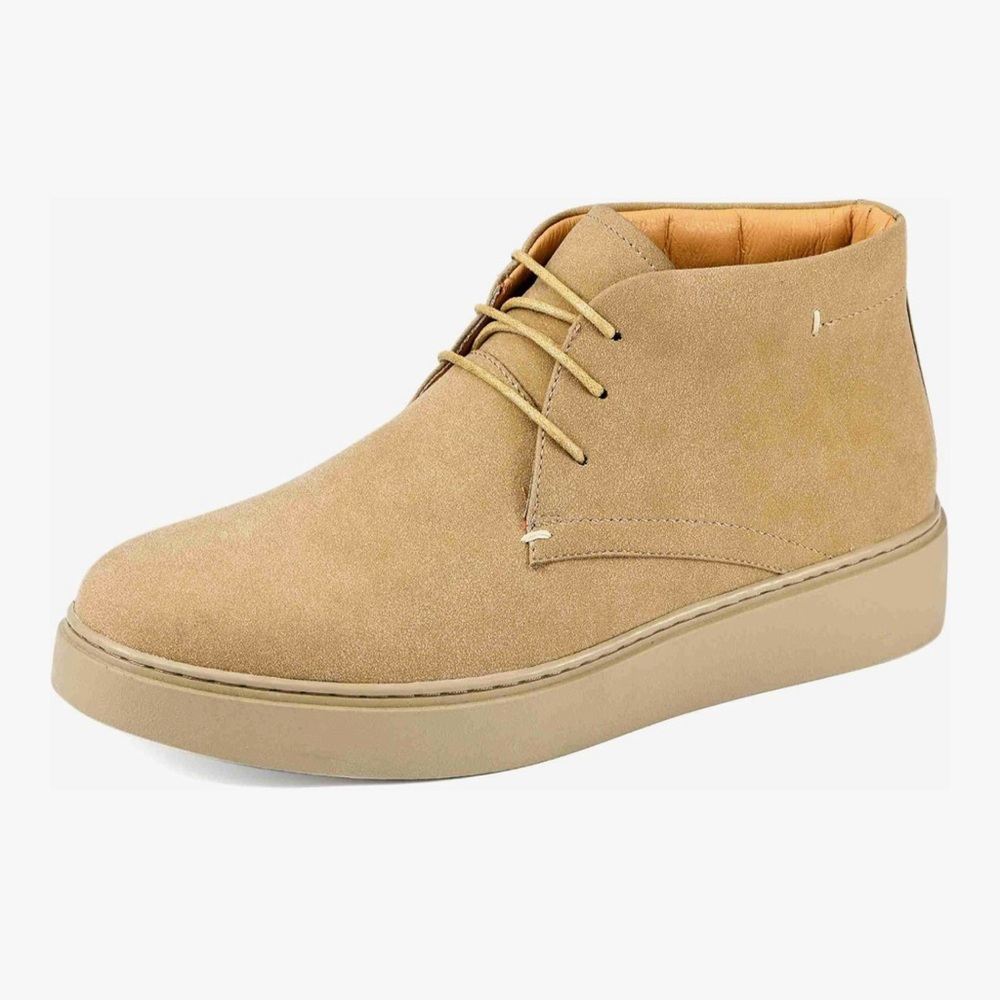 Men's Tan Suede Chukka Boots